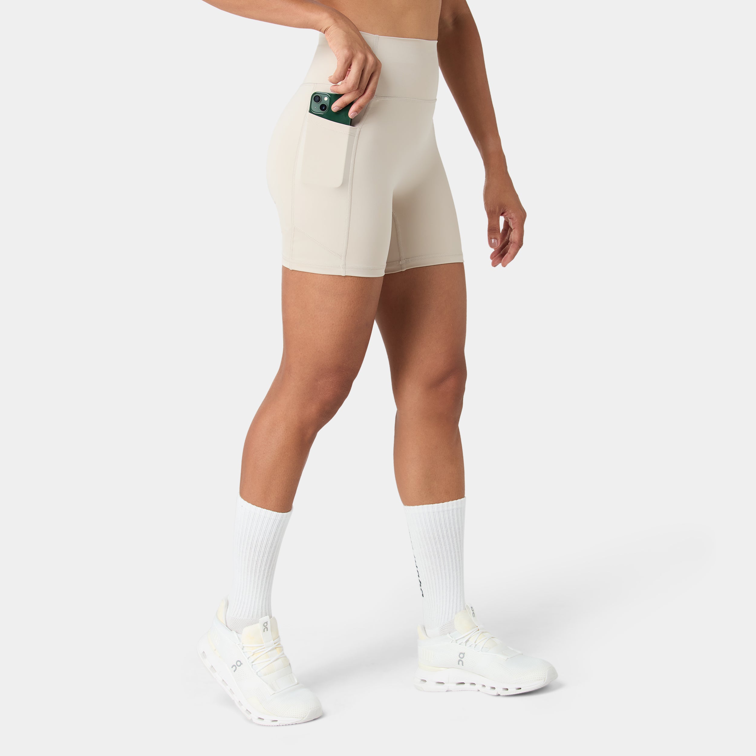 High Rise 5" Shorts - Silver Lining