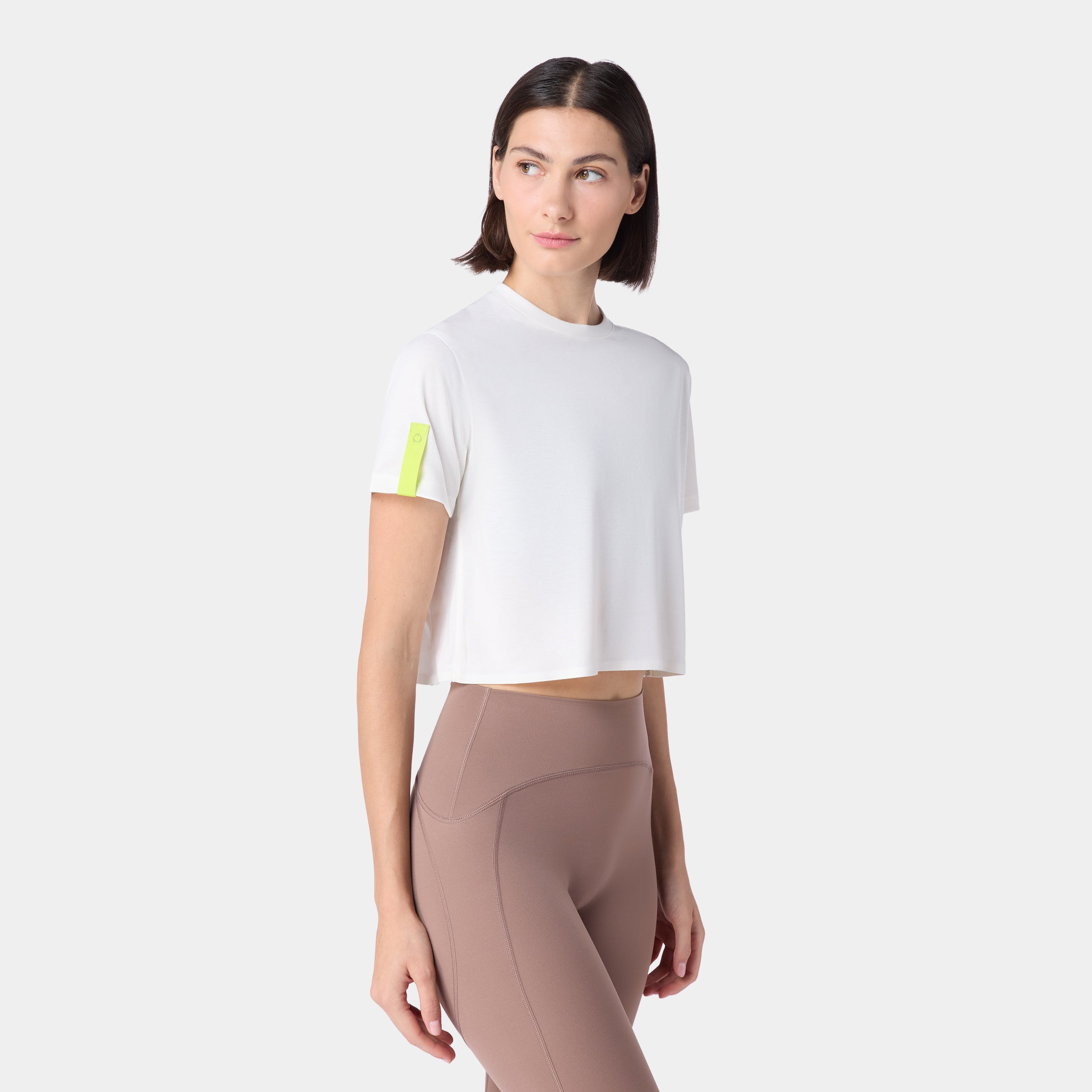 Neotech ACTDRY® Performance Crop T-shirt - Pearl White
